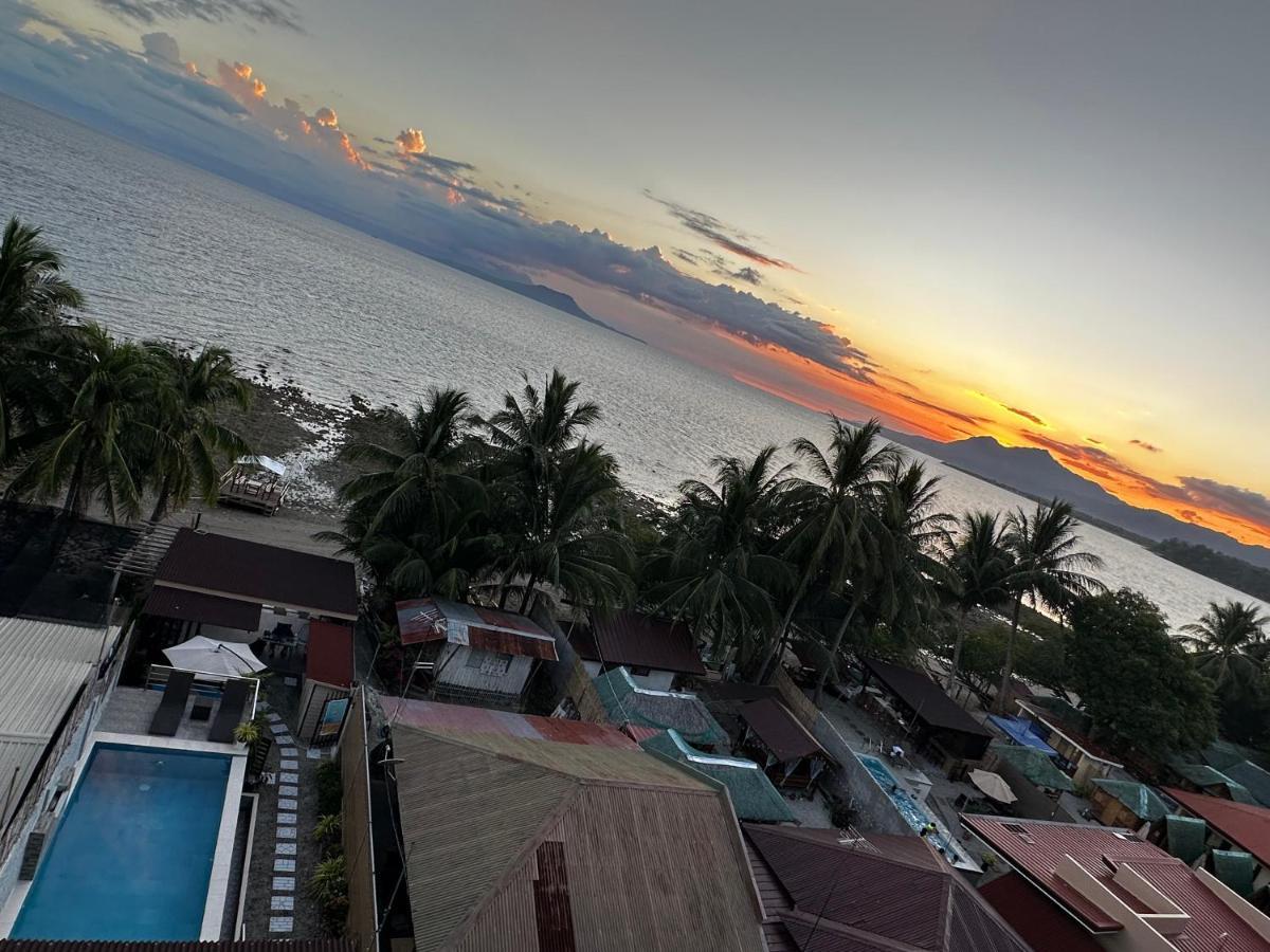 D Villa Nueva'S Beach House Lobo Exterior photo